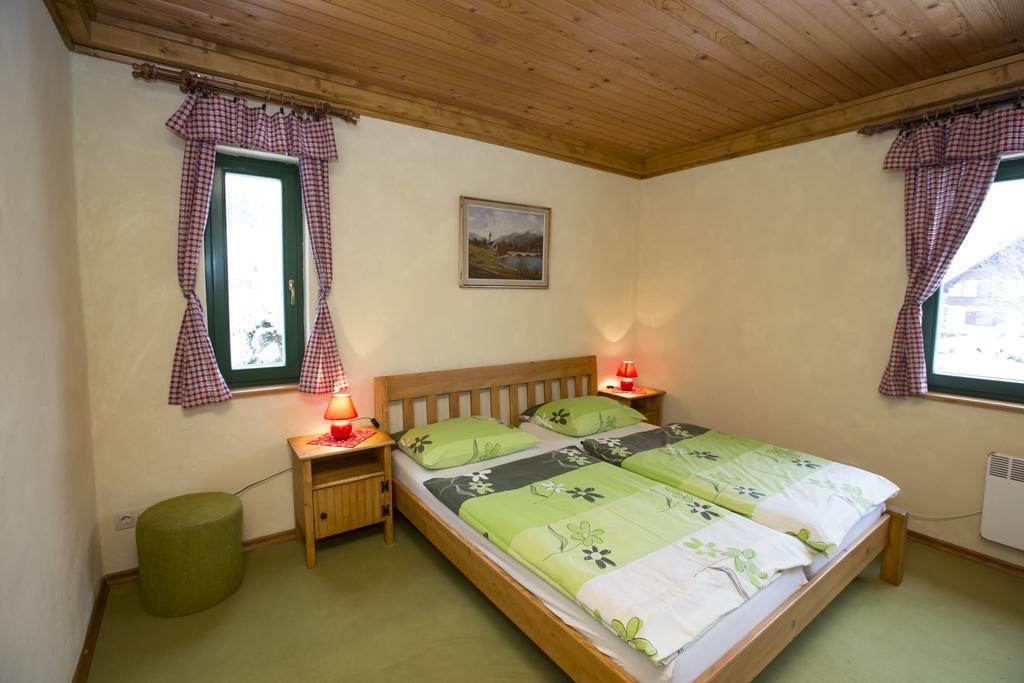 Cottage Suha Бохинь Экстерьер фото